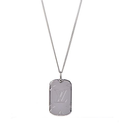 louis vuitton necklace chain|Louis Vuitton monogram locket necklace.